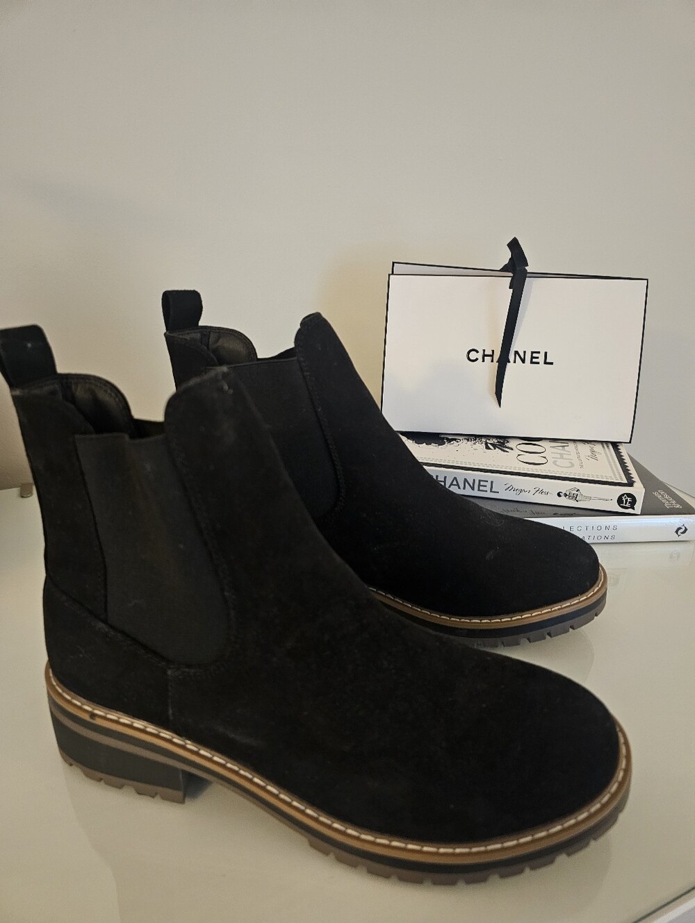 Womens Black Chelsea Boots
